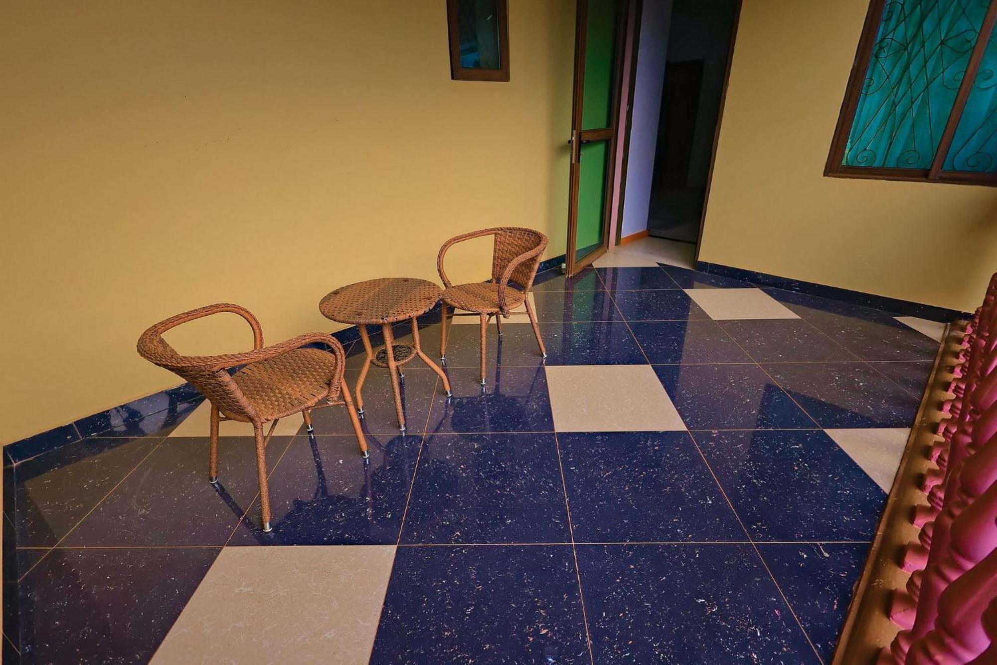 Shine Country Resort Hotel Naziba Экстерьер фото