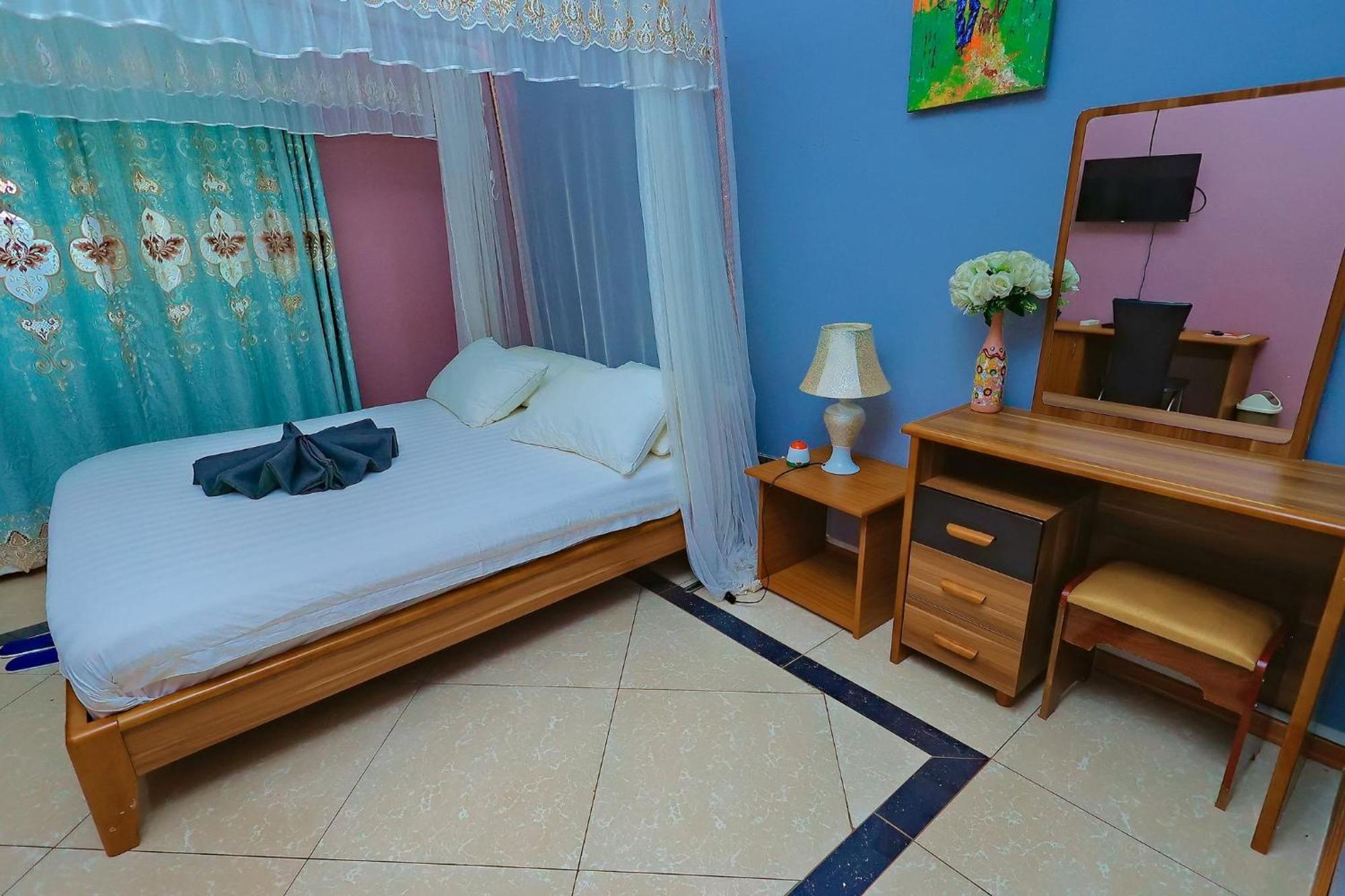Shine Country Resort Hotel Naziba Экстерьер фото
